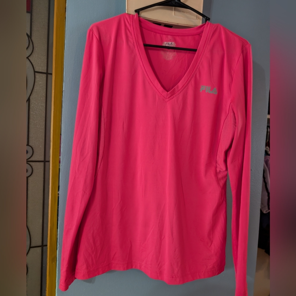 Women's Long Sleeve Workout Shirt